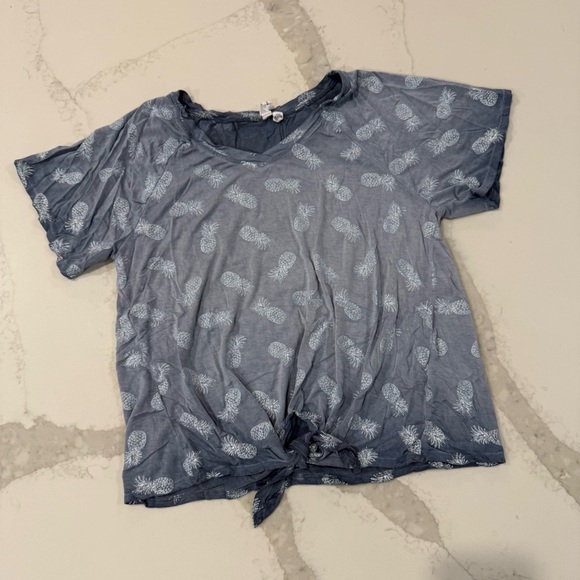 Cable & Gauge Tops - Cable & Gauge Pineapple Print Slouchy Tie Front Relaxed Fit T-Shirt Womens Small